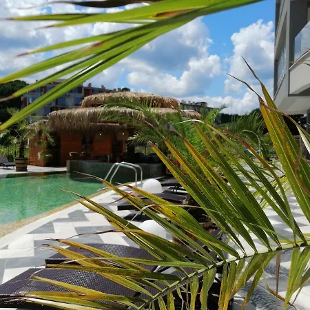 Allure アパートホテル プリモルスコ