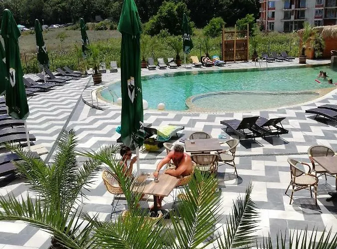 Aparthotel Allure 4*