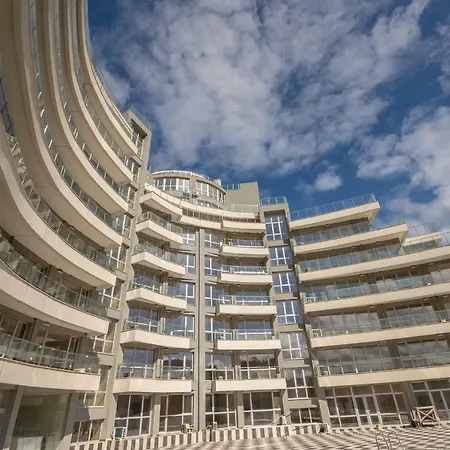 Allure Hotel apartamentowy 4*